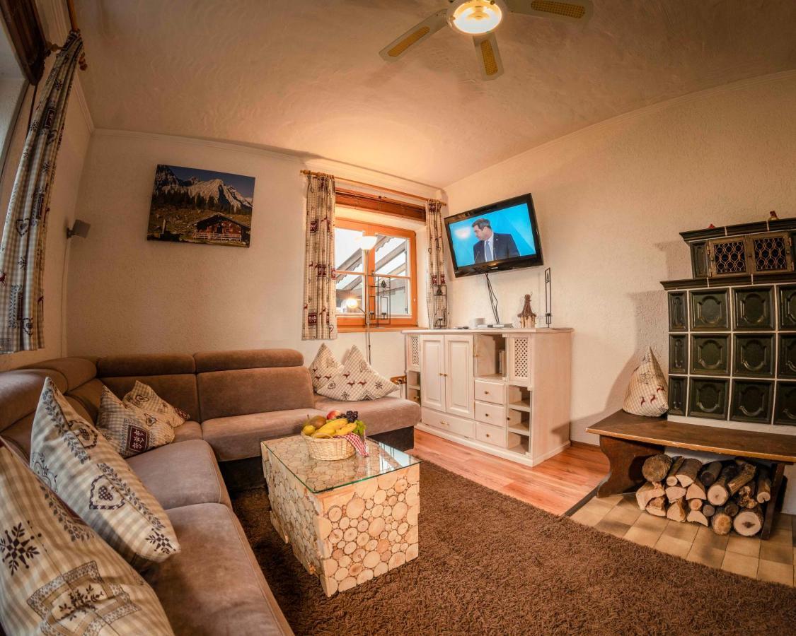 Ferienwohnung Woernerblick Mittenwald Esterno foto